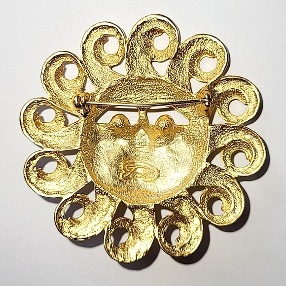 TANA SUN BROOCH - RHINESTONE EYES - Picture 3 of 6